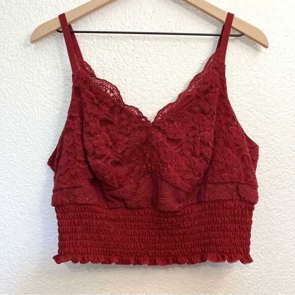 Torrid Red Lace Smocked Crop Top Size 1 XL 1X - Picture 1 of 9